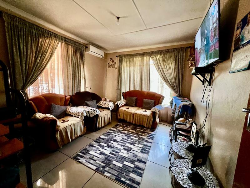 4 Bedroom Property for Sale in Kathu Northern Cape